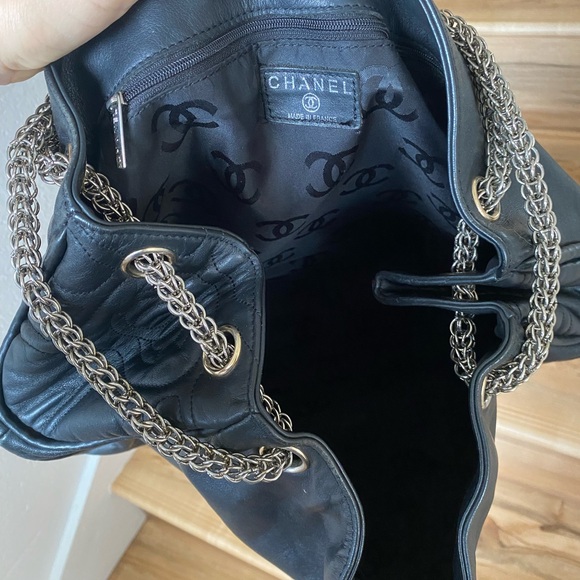 Black Leather Designer Bag - Picture 8 of 8